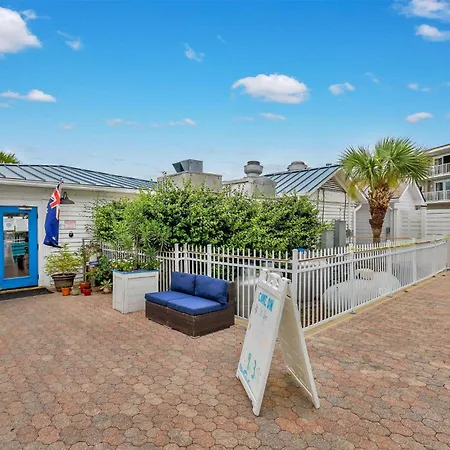 Beachside Colony Unit 613-3